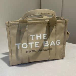 Marc Jacobs The Tote Bag